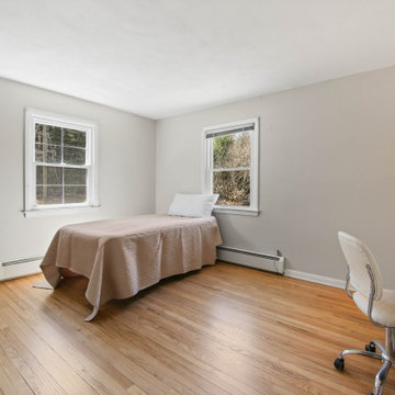 877 Chestnut Hill Road, Glastonbury, CT 06073
