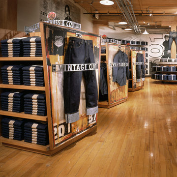 Levi Strauss & Co. Valencia Street Store, 1998