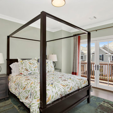 Bishops Pond Southampton Village: E Model