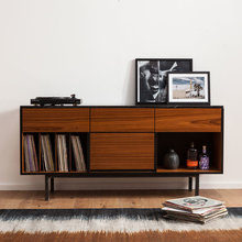 Bobbie’s Music Room