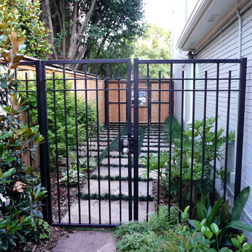 Side Garden with Parking Spot
