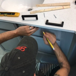 Cabinet Knobs & Pulls - Cabinet And Drawer Hardware