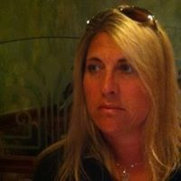 Foto de lori feldman designs /closet factory