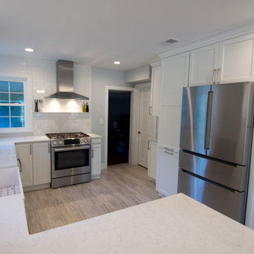 Light & Bright Family Kitchen