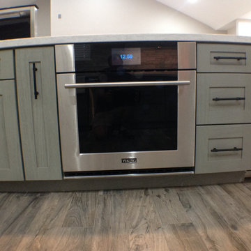 West Main Project - Viking Virtuoso 6 Series Oven - State-of-the-art color inter