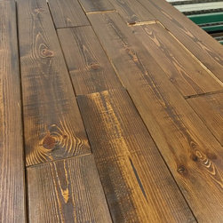 Red pine antique 7'' oiled Moisson - Hardwood Flooring