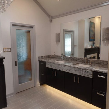 Sanga Circle Master Bathroom