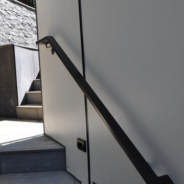 Single Line Hand Rails