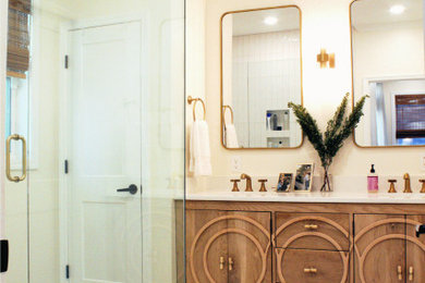 Transitional bathroom photo in Atlanta