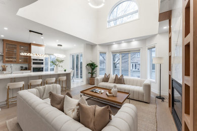Living room - living room idea in Toronto