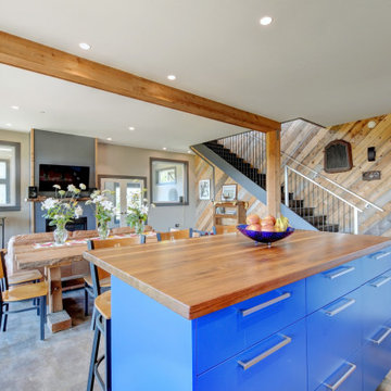 1499/1499B Trail Way - $1,695,000 – MLS Res 885121 / Com 885130