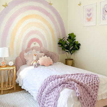 Dreamy Rainbow Unicorn Room