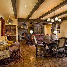 Dining Room w Sitting Area