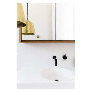 Cross St - Scandinavian - Bathroom - Sydney - by Caroline McCredie ...