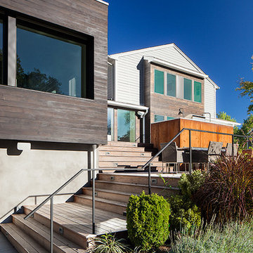 Tiered deck