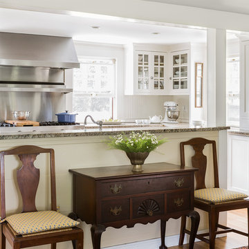 1670 Antique Colonial