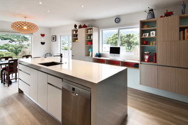 Modern Kitchen by Encompass Ideas Interior design