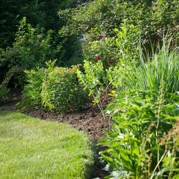 Side Yard Garden Design & Build