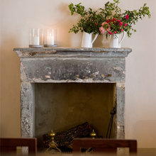 Fireplace mantle