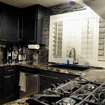 Eden Mosaic Tile Installations: Thin Stainless Brick Mosaic Silver/ Black Tile