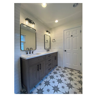 Shiplap Master Bath - Transitional - Bathroom - Chicago - by Living ...