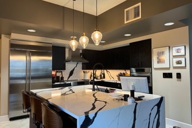 Trendy kitchen photo in Seattle