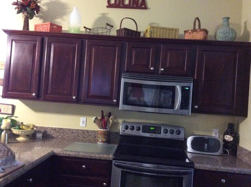 Kitchen Backsplash Do I Go Up To Ceiling Should I Remove Items Abov