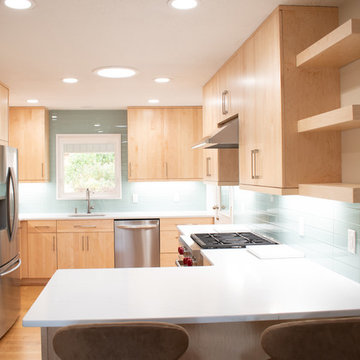 Natural Maple Modern Kitchen