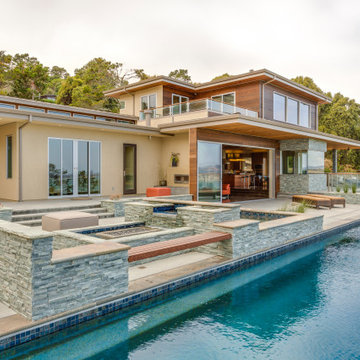 Bayside Gem, Tiburon