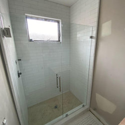 33rd, Manhattan Beach - Shower Doors