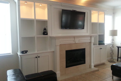 Living room - traditional living room idea in Orlando