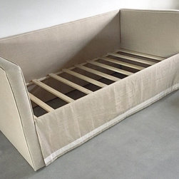Upholstered Daybeds - Daybeds