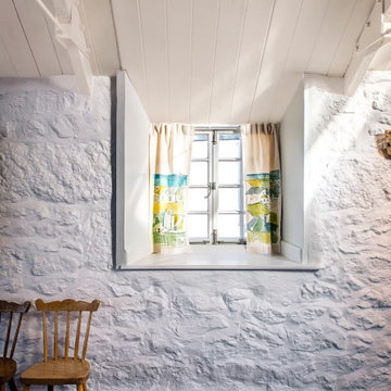 A light-filled modern Beachfront Loft Conversion in St Ives - Upper Saltings