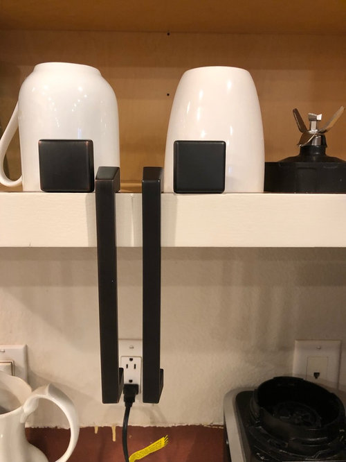 oil rubbed bronze hardware or black bronze hardware?