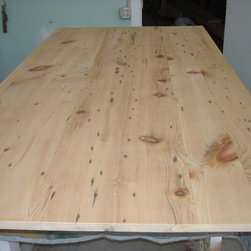 Nantucket reclaimed lumber heart pine counter top - Kitchen Countertops