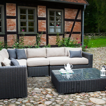 Toja Patio Furniture - Yorkville Sectional Set - House