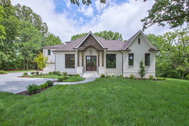 Exterior home idea in Nashville