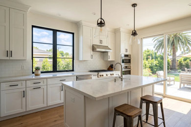 Inspiration for a kitchen remodel in Los Angeles