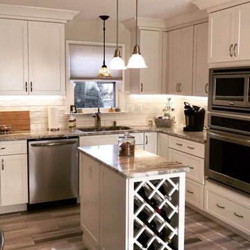 LIGHT AND BRIGHT KITCHEN REMODEL