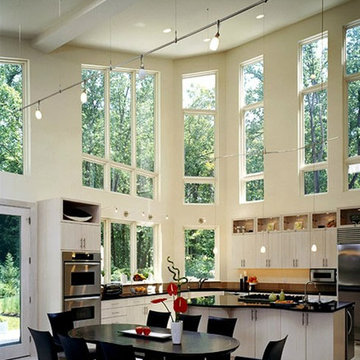 Shahab and Syed's Contemporary Style Home