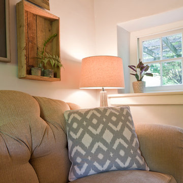 A Tiny & Cozy Sitting Room