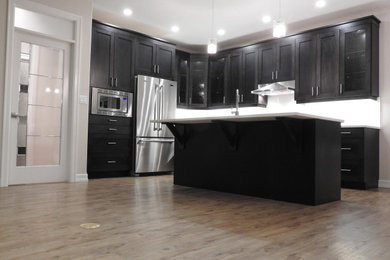 Inspiration for a contemporary kitchen remodel in Calgary