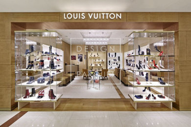 Louis Vuitton: Галерея женской обуви в ЦУМе