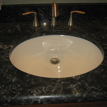 Master Bathroom Remodel: A complete makeover from top to bottom!
