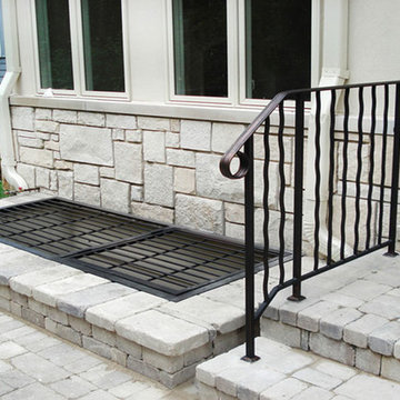 Custom Traditional Window Guards