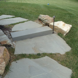 Irregular Flagstone Steppers - Landscaping Stones And Pavers