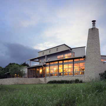 Riverside Hill Country Transitional