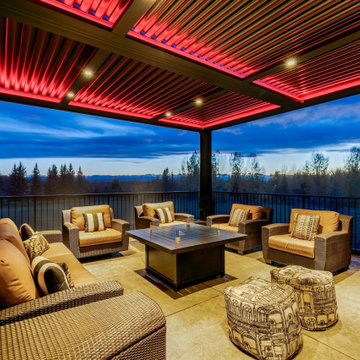 Upper Deck StruXure Pergola with Phantom Screens & Multi Colour Lights