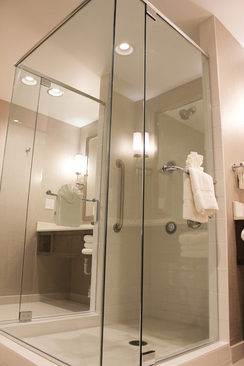 New Glass Shower Enclosures Installed In Holiday Inn