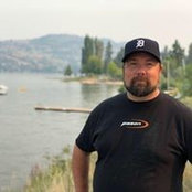 Tyson Mowat's photo